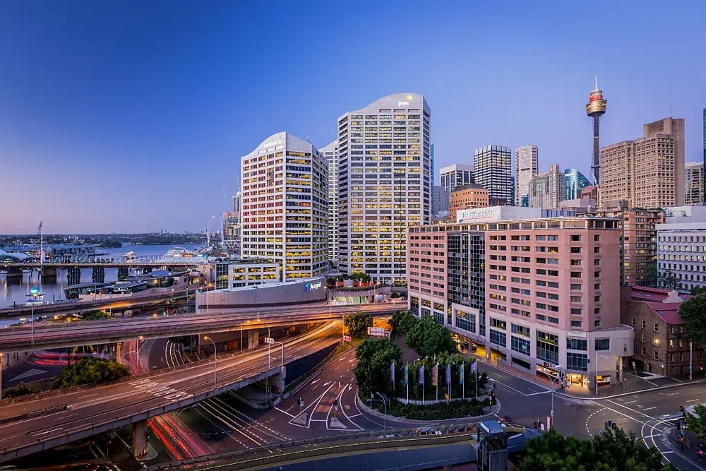 Parkroyal darling harbour image